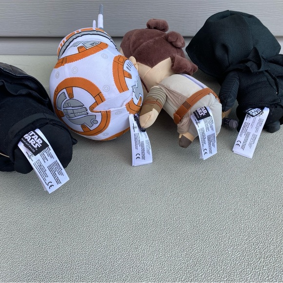 Starwars stuffed Plushies Lot of 4 - Picture 9 of 9